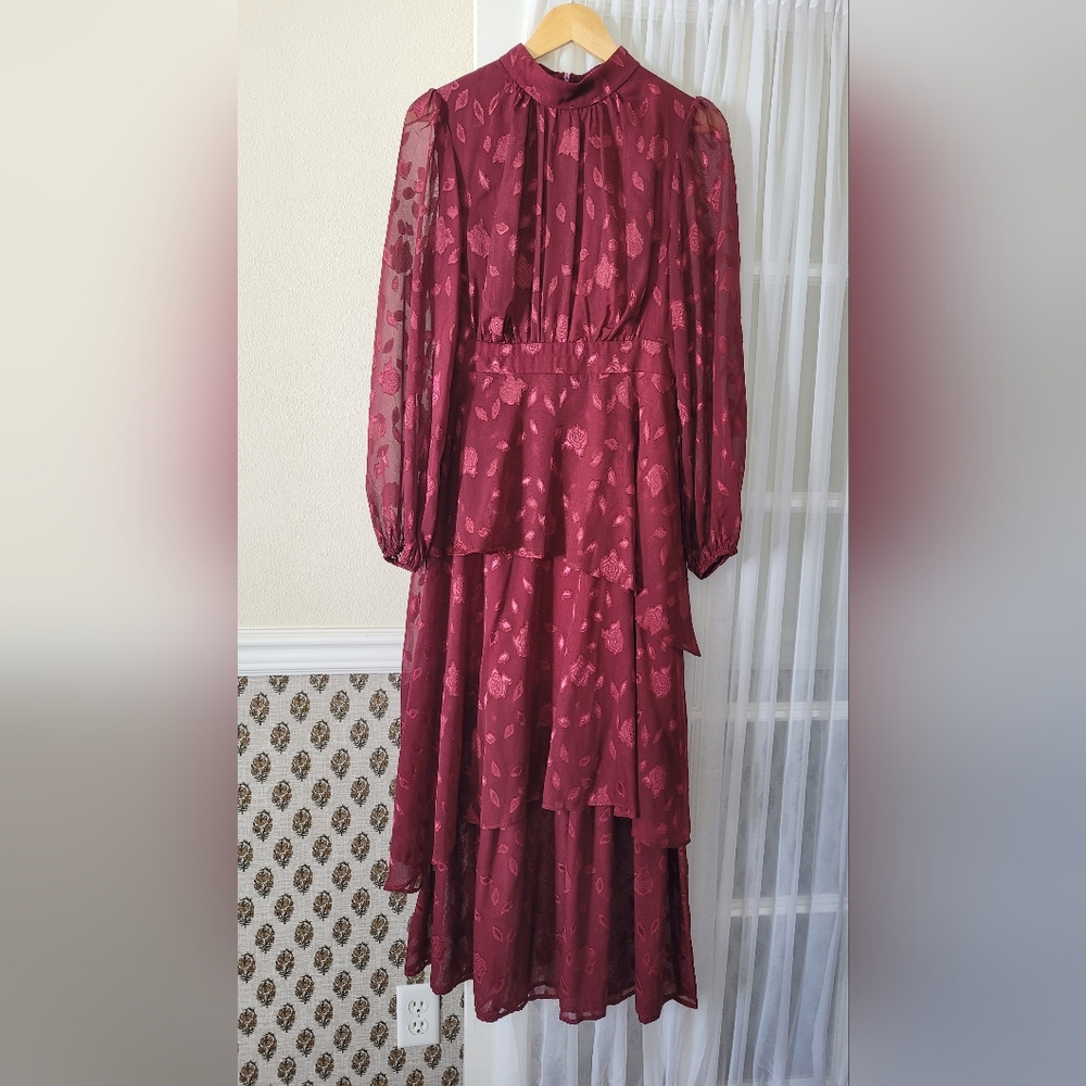 Women's Burgundy Floral Tiered Long-Sleeve Dress
